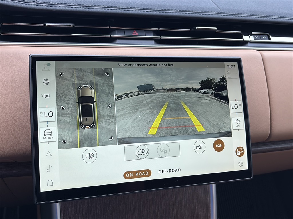 2025 Land Rover Range Rover SE photo 24