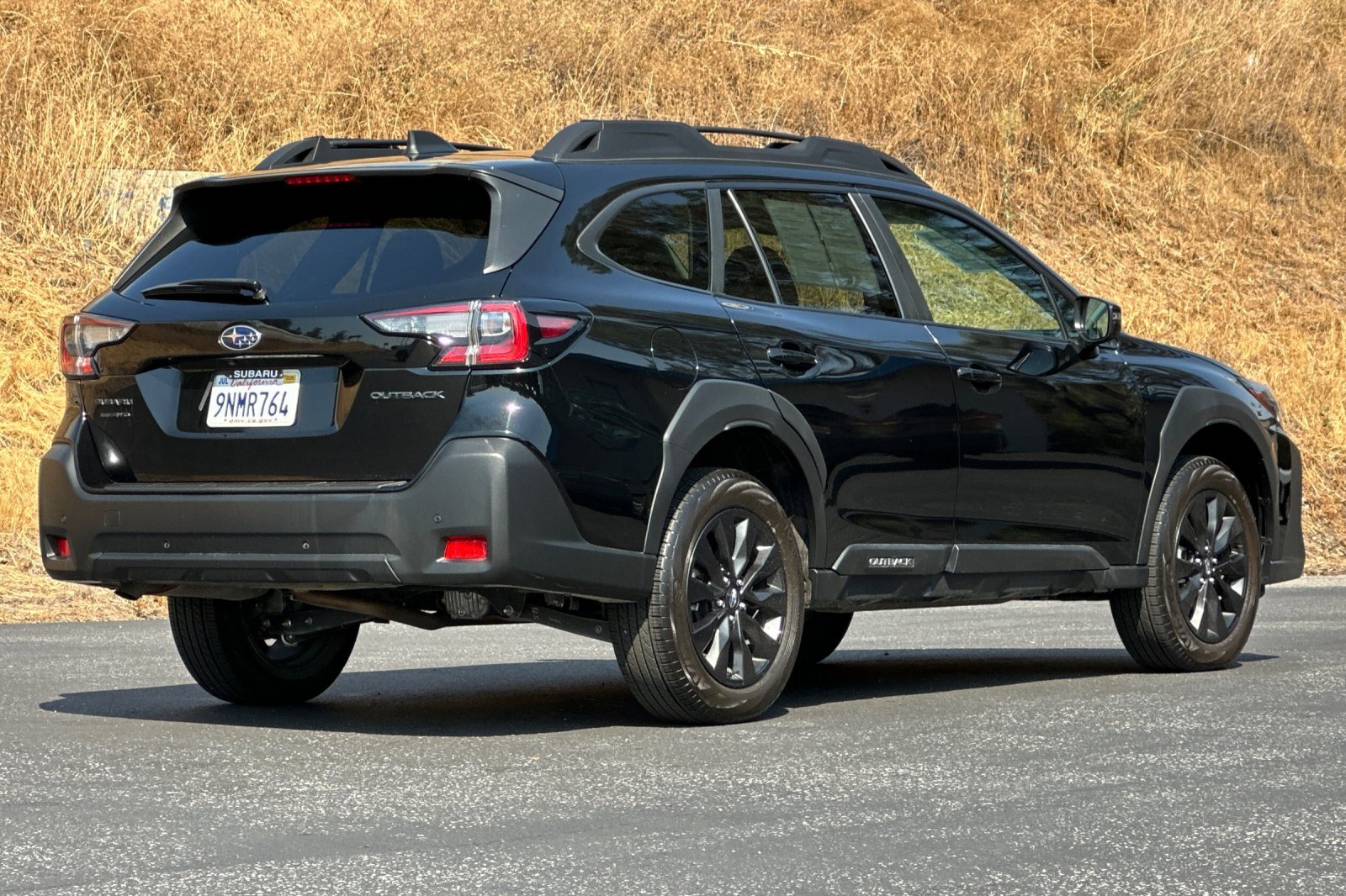 2025 Subaru Outback Onyx Edition photo 4