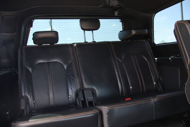 2023 Ford Expedition Platinum photo 13