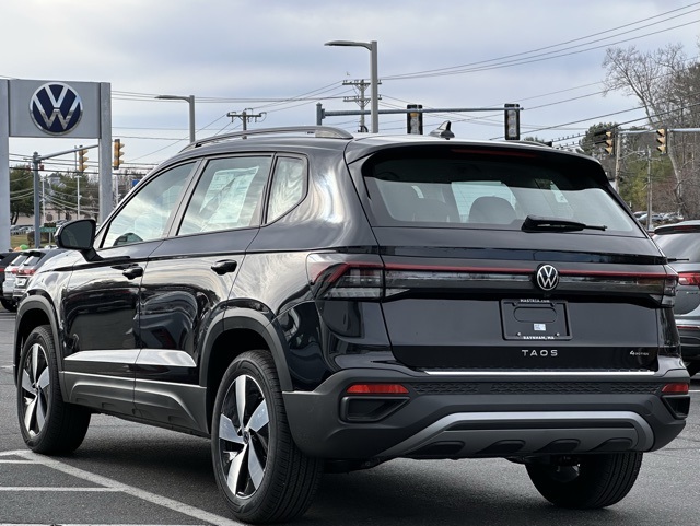 2025 Volkswagen Taos S photo 4