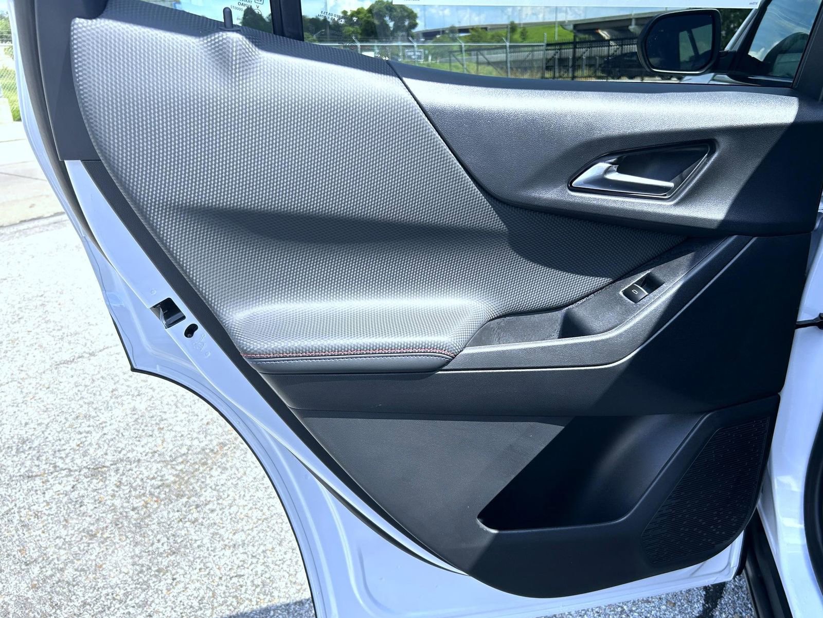 2026 Chevrolet Equinox RS photo 11