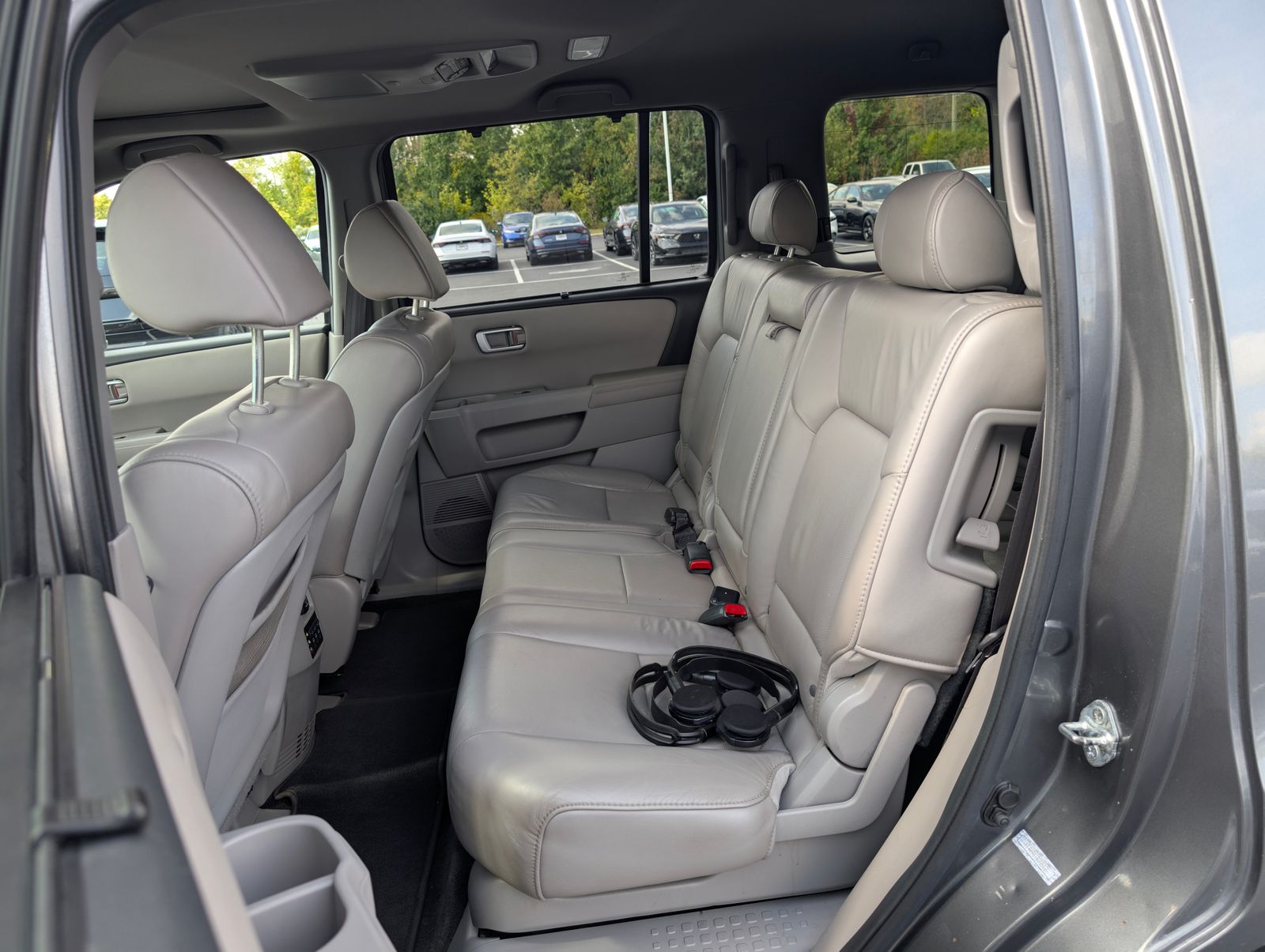 2011 Honda Pilot Touring photo 28