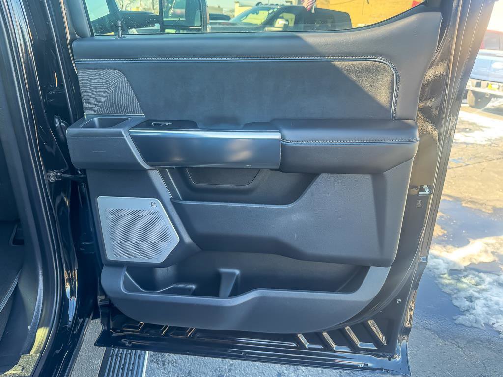 2025 FORD F-450 - Image 29