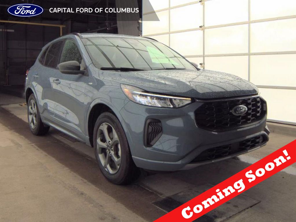 2023 Ford Escape ST-Line's photo