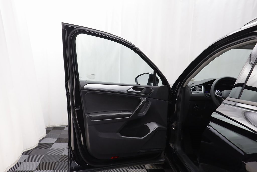 2022 Volkswagen Tiguan S photo 4