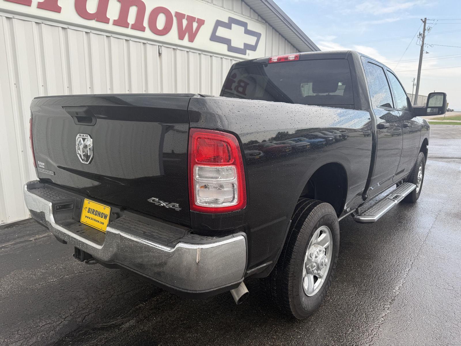 2024 Ram 2500 Big Horn photo 3