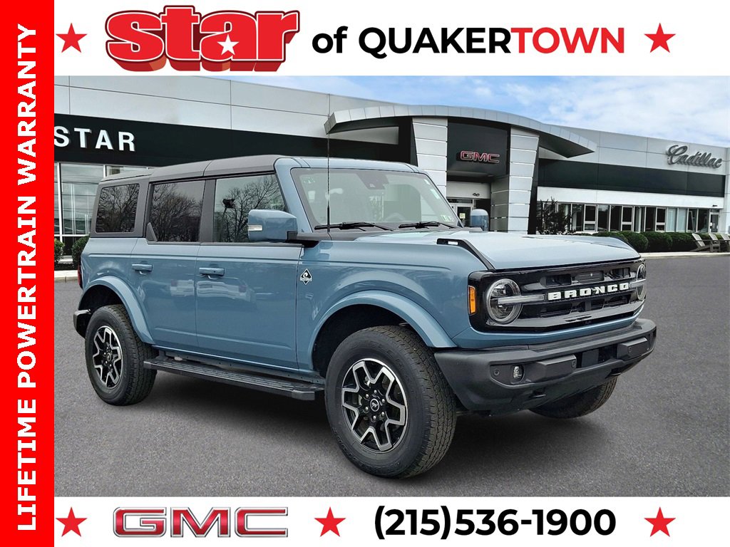 2022 Ford Bronco 4-Door Outer Banks's photo