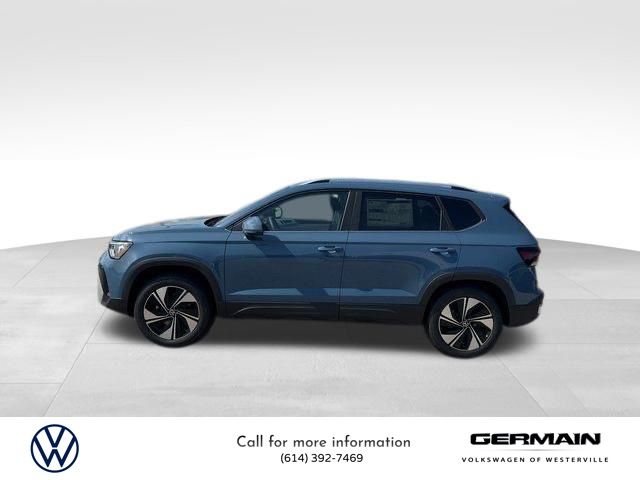 2025 Volkswagen Taos SE photo 3