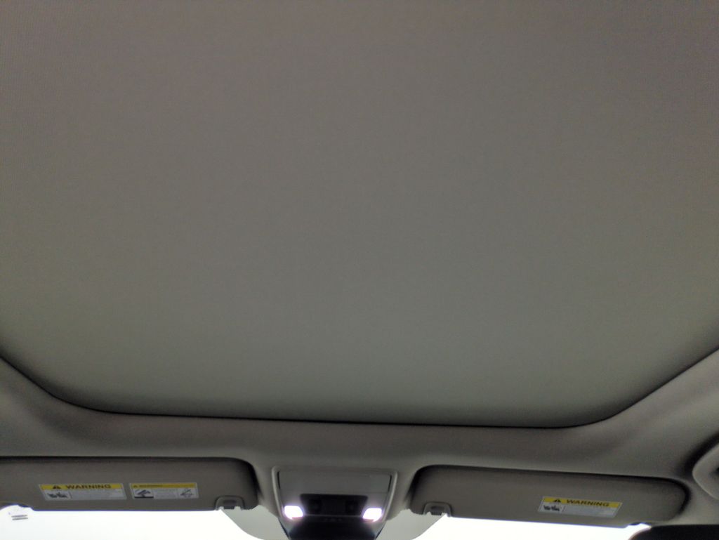 2025 Honda Pilot Touring photo 19