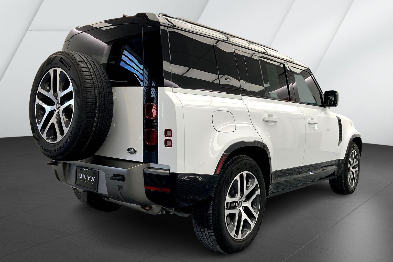 2022 Land Rover Defender X-Dynamic HSE 110 photo 13