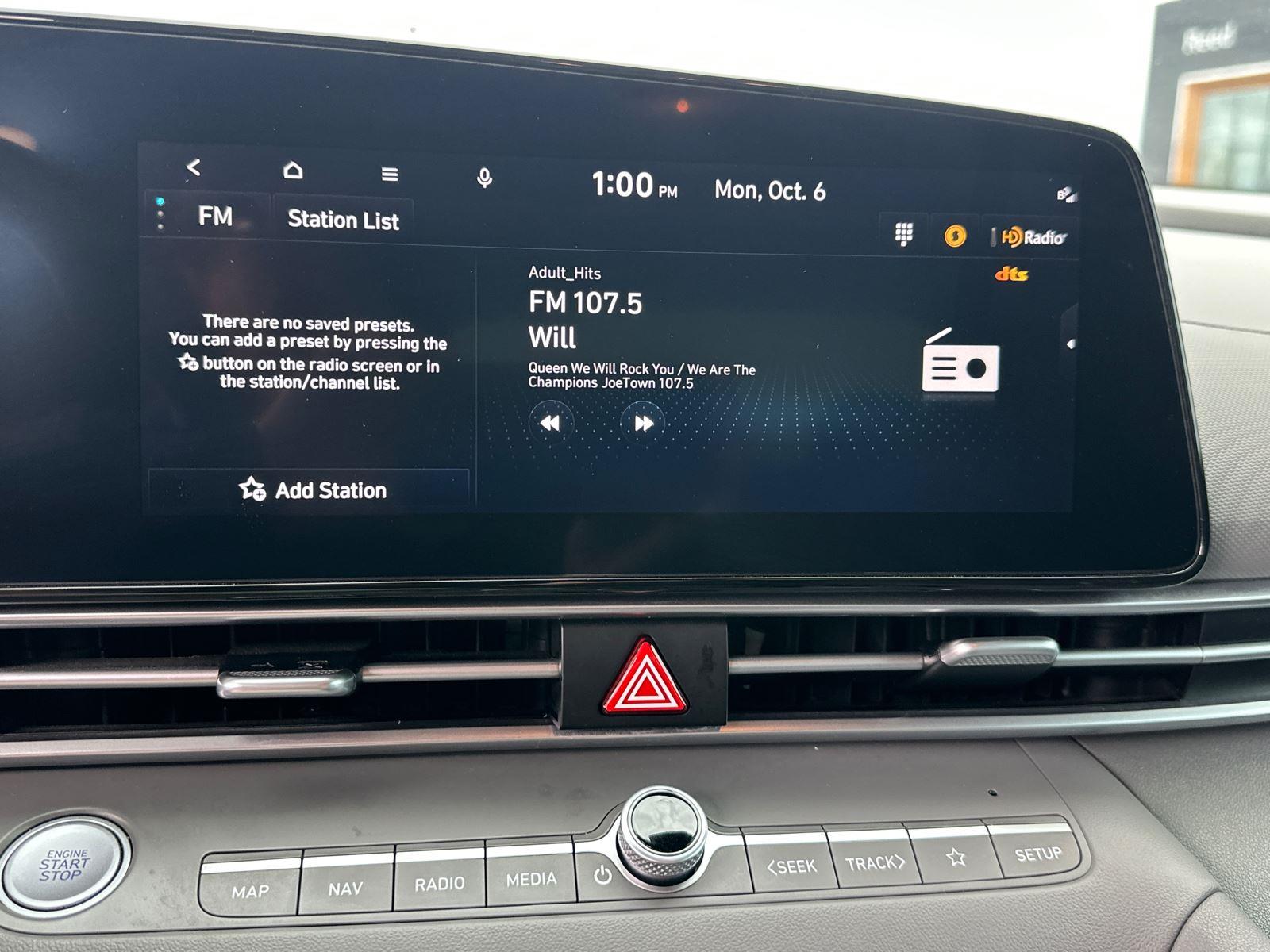 2023 Hyundai Elantra SEL photo 16
