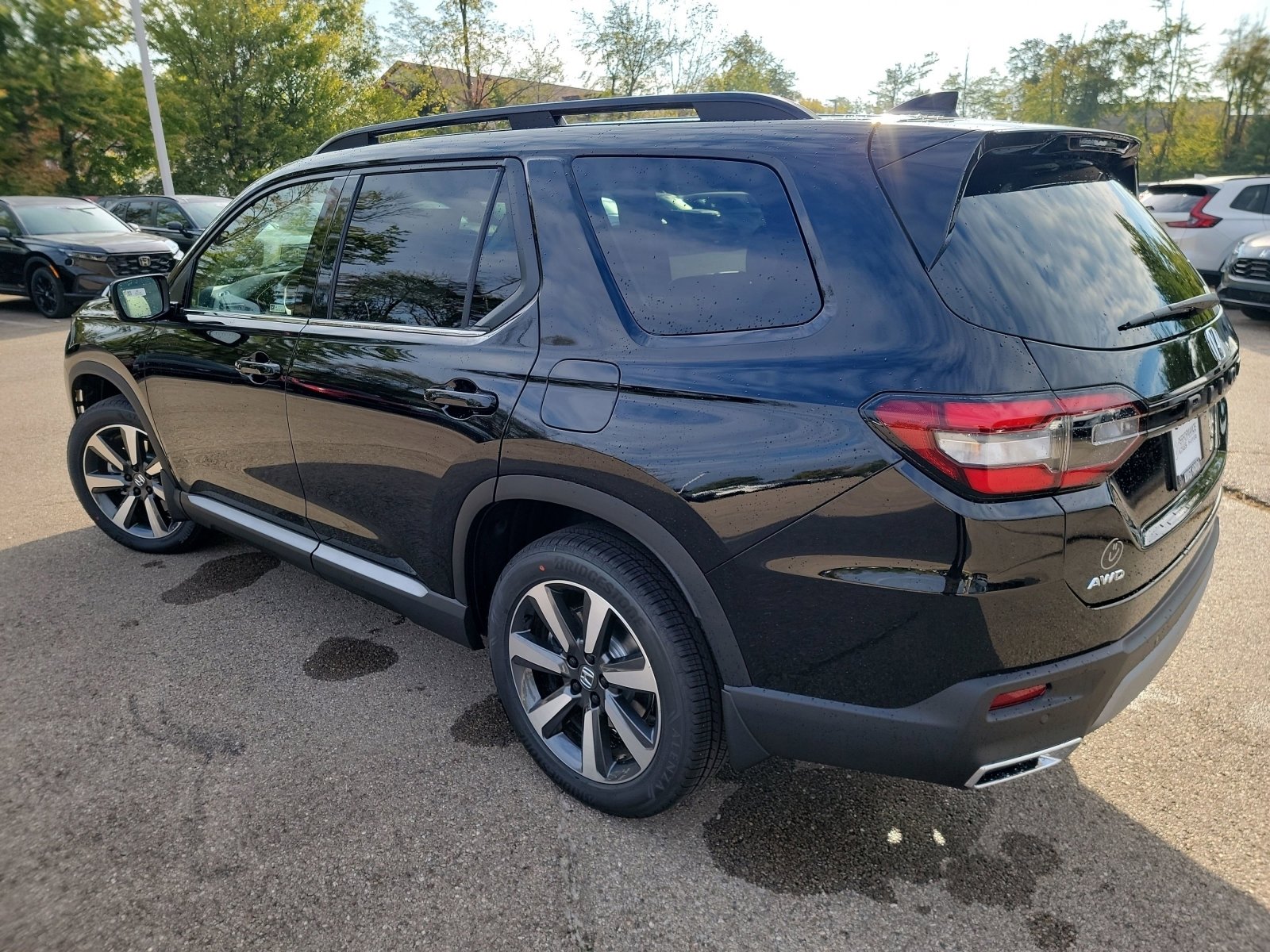 2025 Honda Pilot Elite photo 4