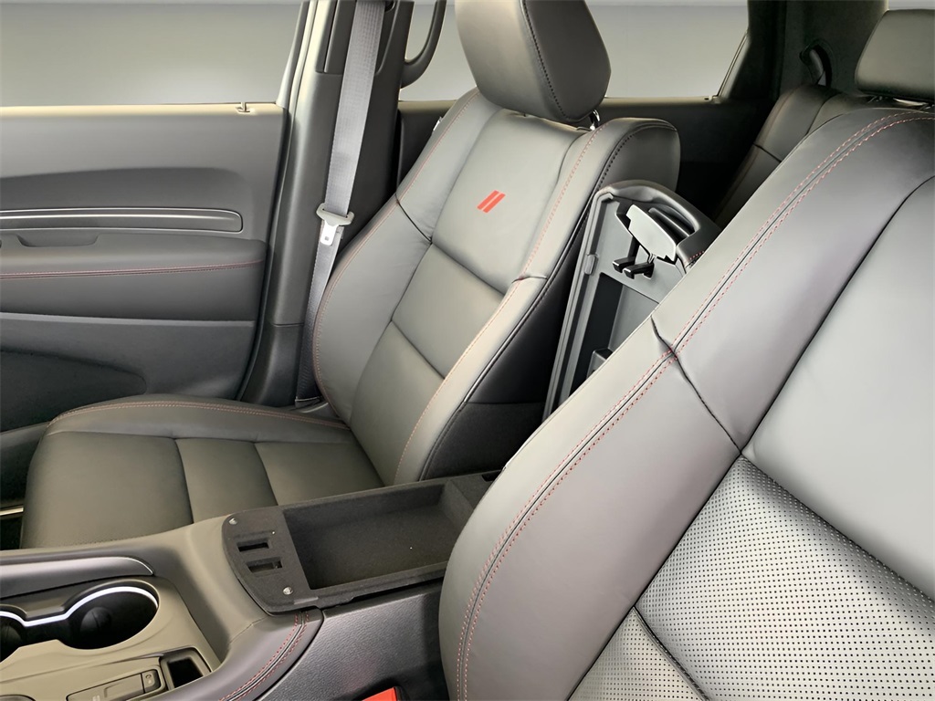2025 Dodge Durango R/T Plus photo 32