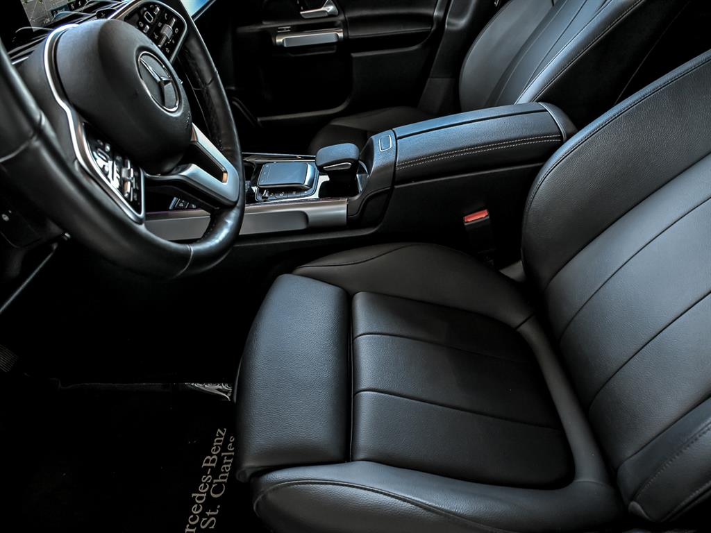 2022 Mercedes Benz GLB 250 4MATIC photo 11
