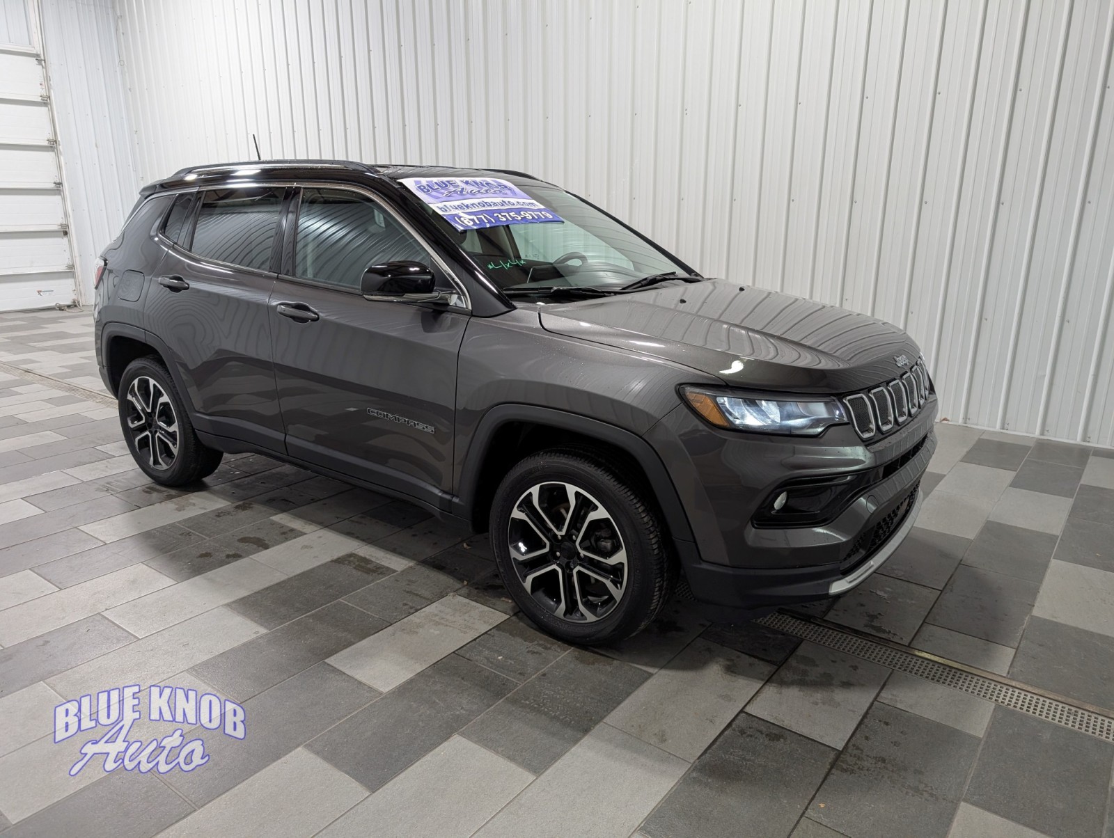 2022 Jeep Compass Limited photo 2