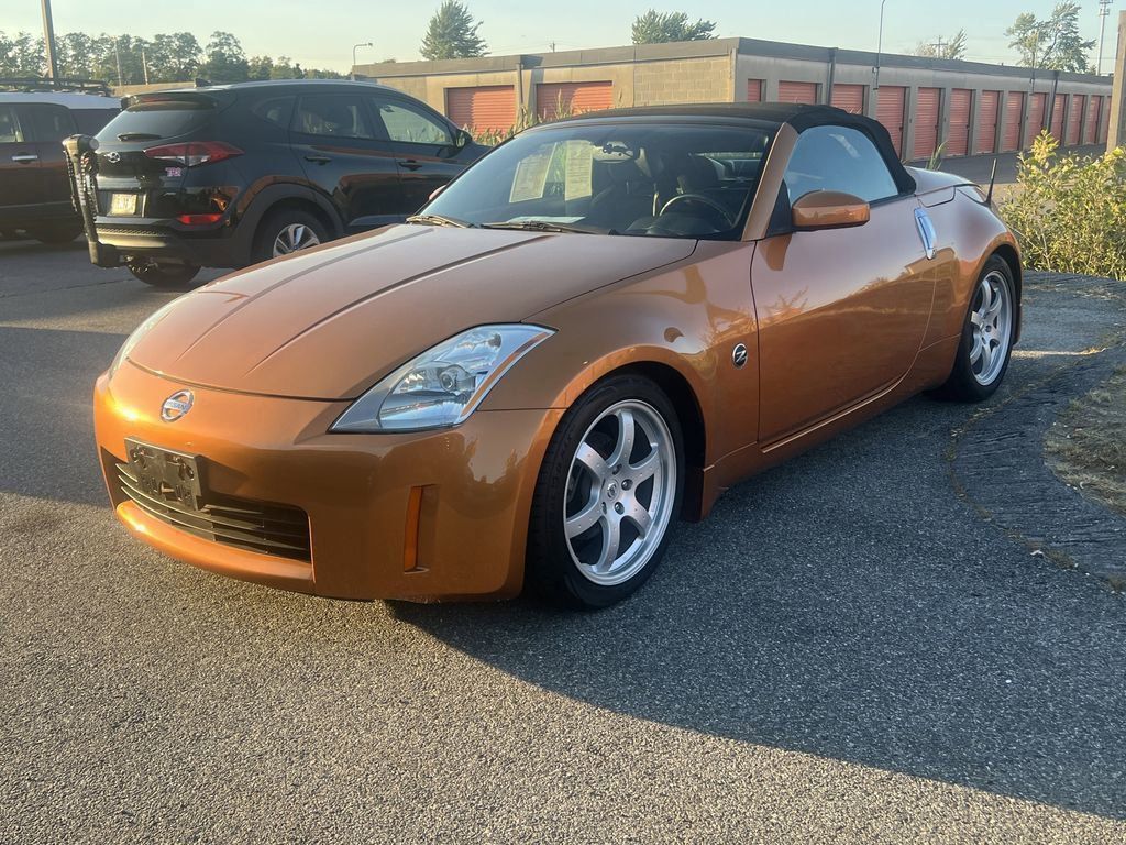 Pre-Owned 2004 Nissan 350Z Touring 2D Convertible in Auburn