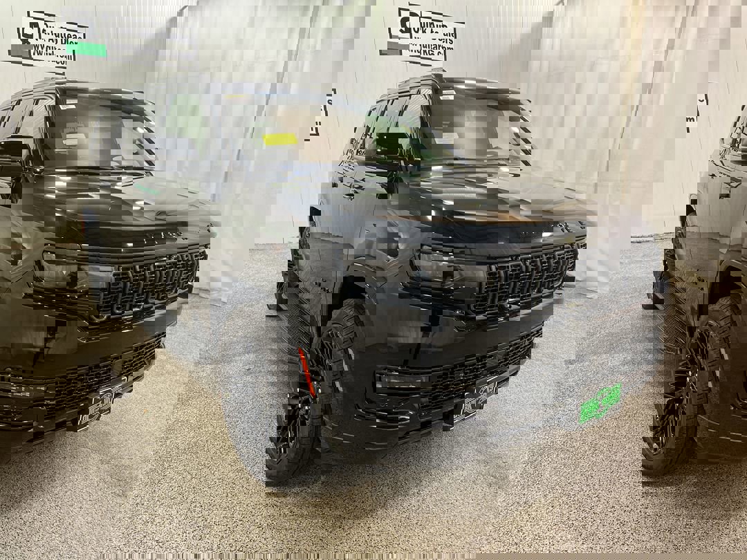 2025 Jeep Wagoneer Series II's photo