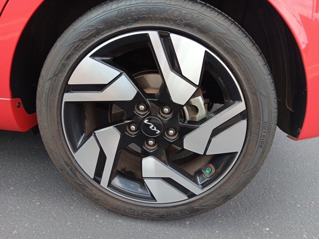 2023 Kia Soul GT-Line photo 16