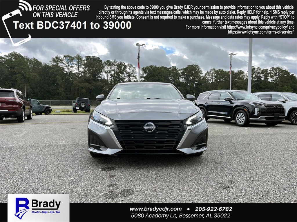 2023 Nissan Altima 2.5 SV photo 2