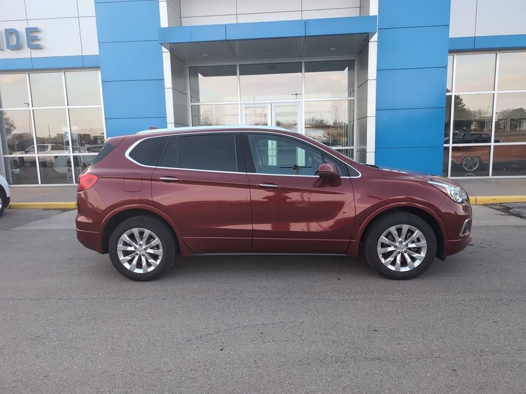Used 2017 CHILI RED METALLILC Buick Essence image 1