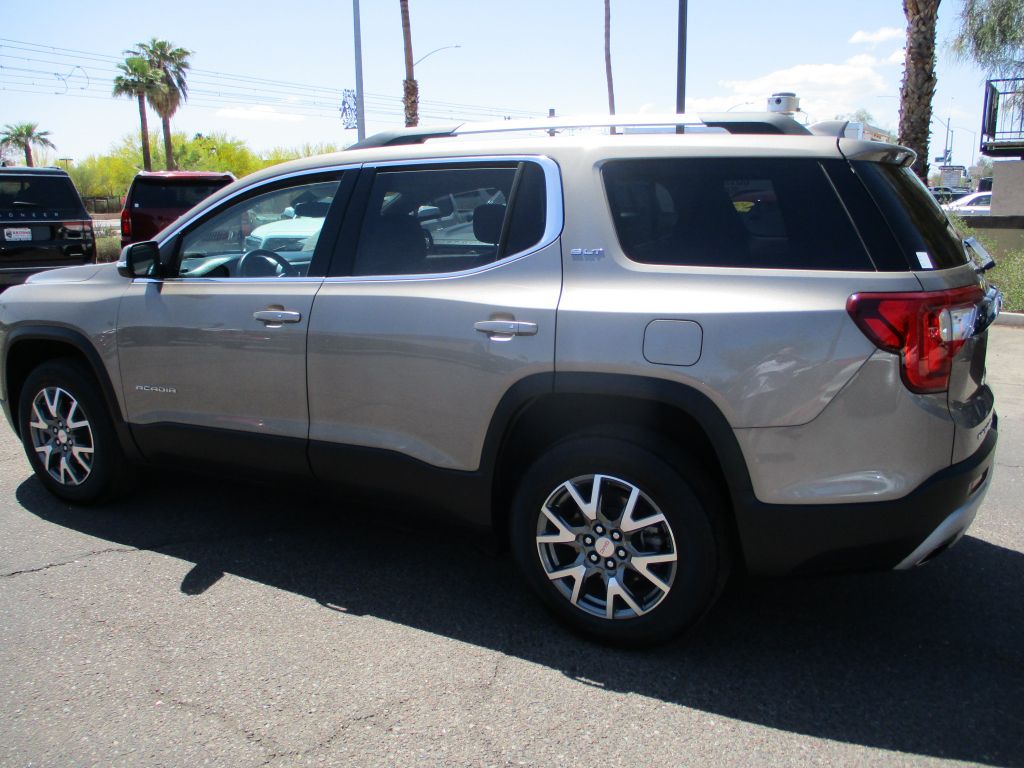 2023 Gmc Acadia SLT photo 4