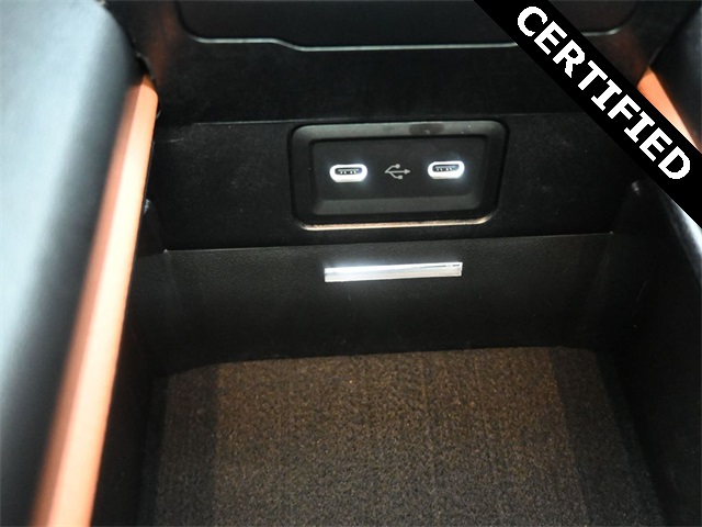 2024 Mercedes Benz C 300 photo 4