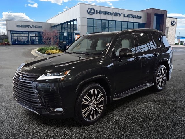 2026 Lexus LX Luxury's photo