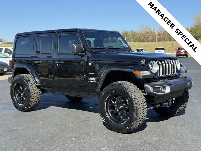 2024 Jeep Wrangler Sahara 