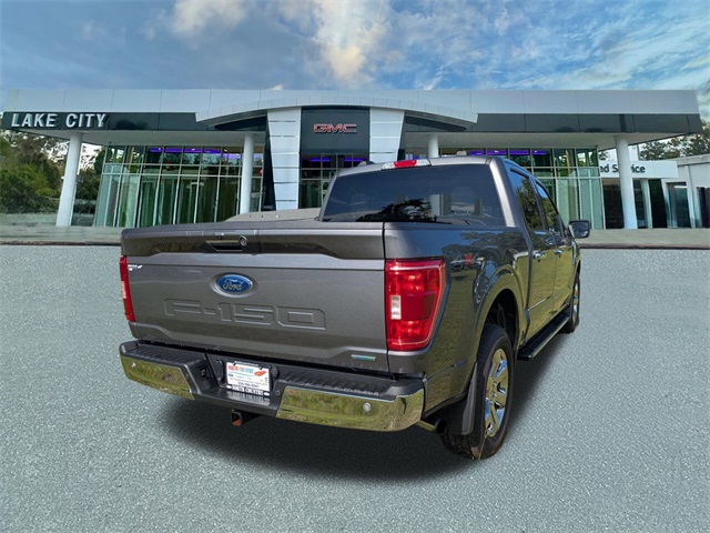 2021 Ford F-150 XLT photo 3