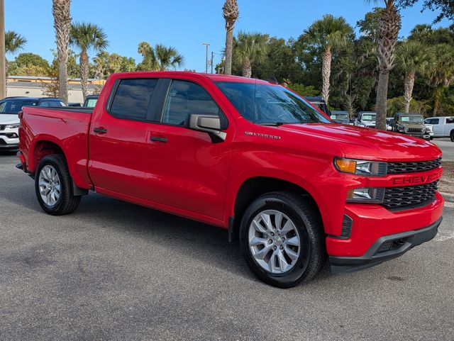 2021 Chevrolet Silverado 1500 Custom photo 2