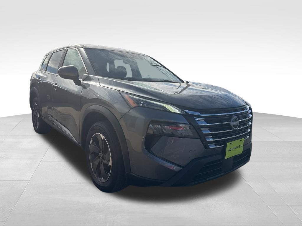 2024 Nissan Rogue SV photo 3
