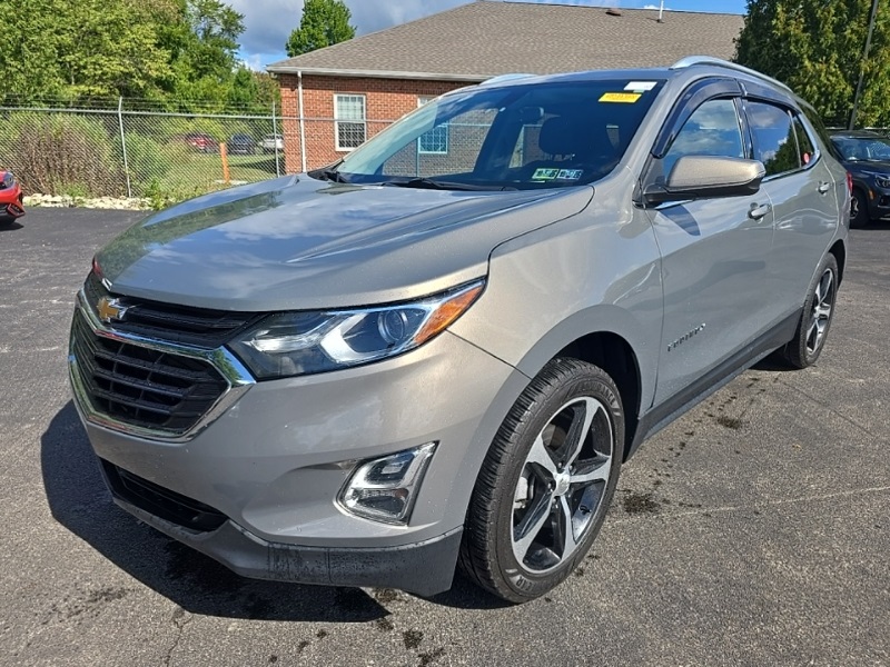 2018 Chevrolet Equinox LT photo 3