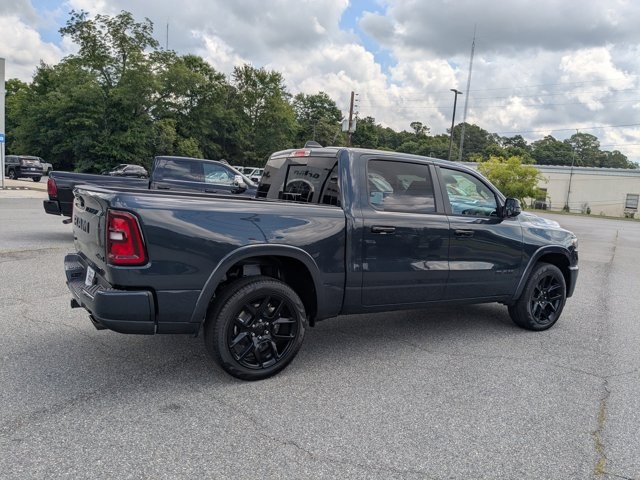2025 Ram 1500 Laramie photo 4