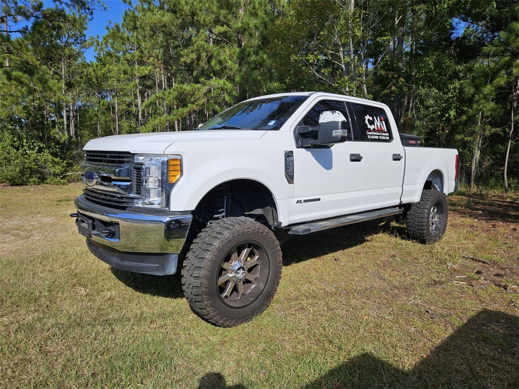 2017 Ford F-250 XLT photo 5