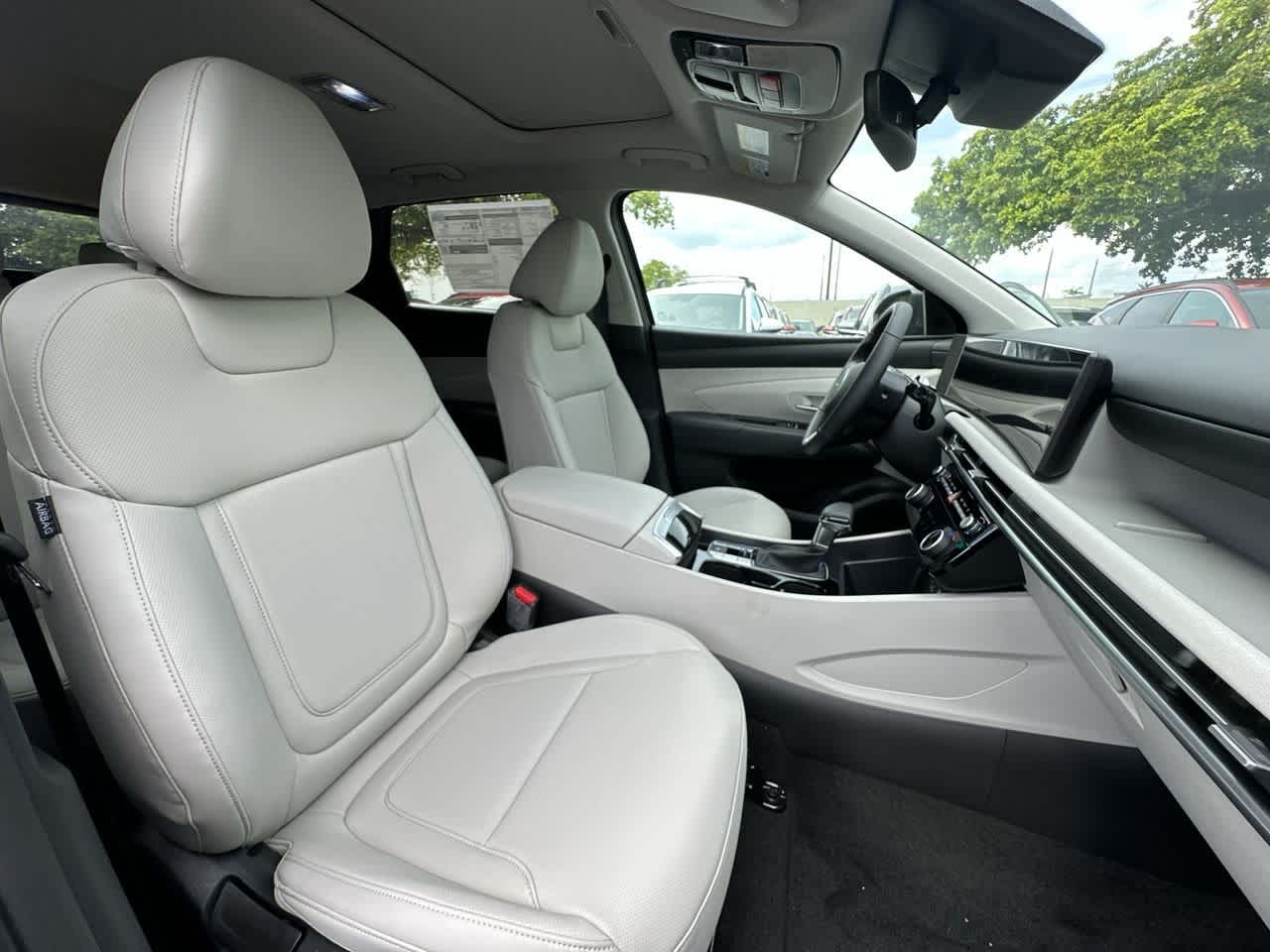 2025 Hyundai Tucson SEL Convenience photo 25