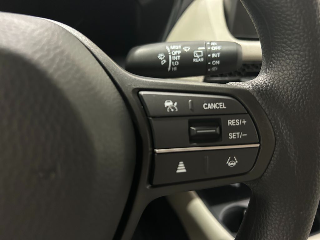 2026 Honda HR-V LX photo 12