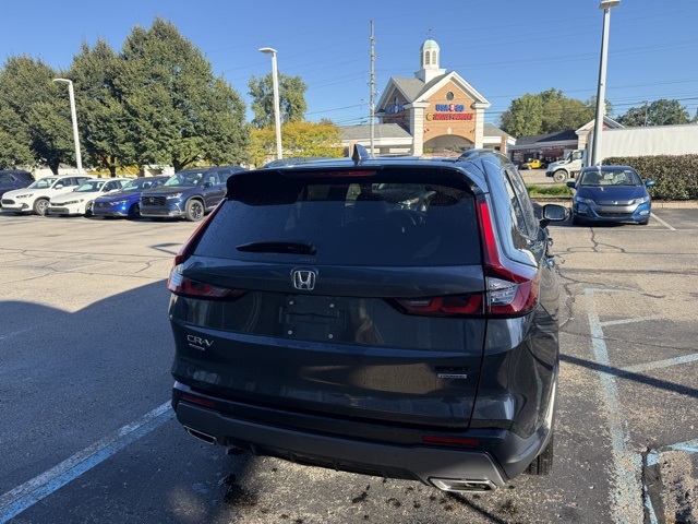 2024 Honda CR-V Hybrid Sport Touring photo 4