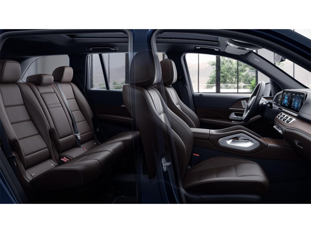 2022 Mercedes Benz GLS 450 4MATIC photo 4