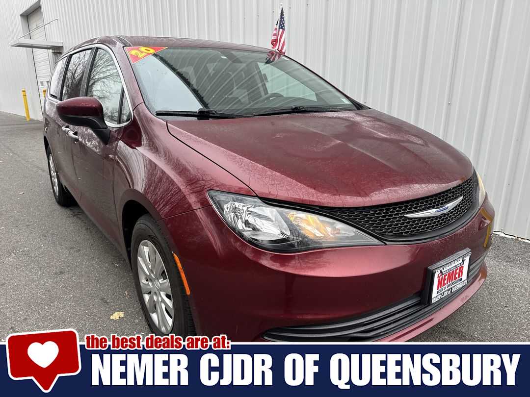 2020 Chrysler Voyager L