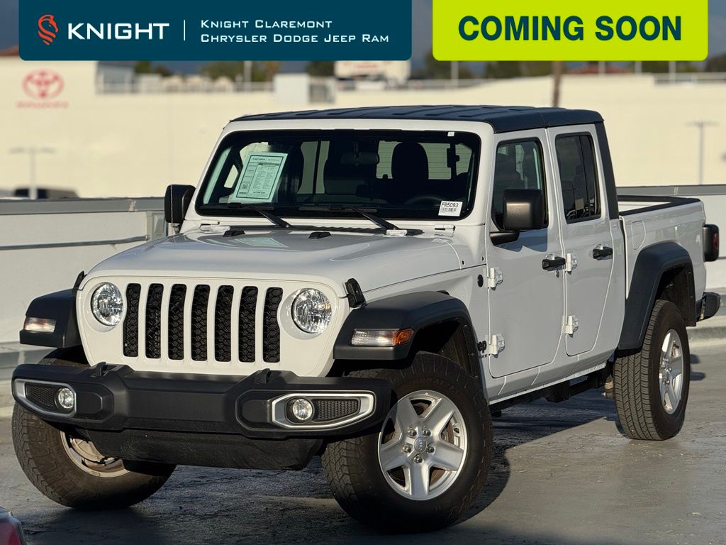 2023 Jeep Gladiator Sport S's photo