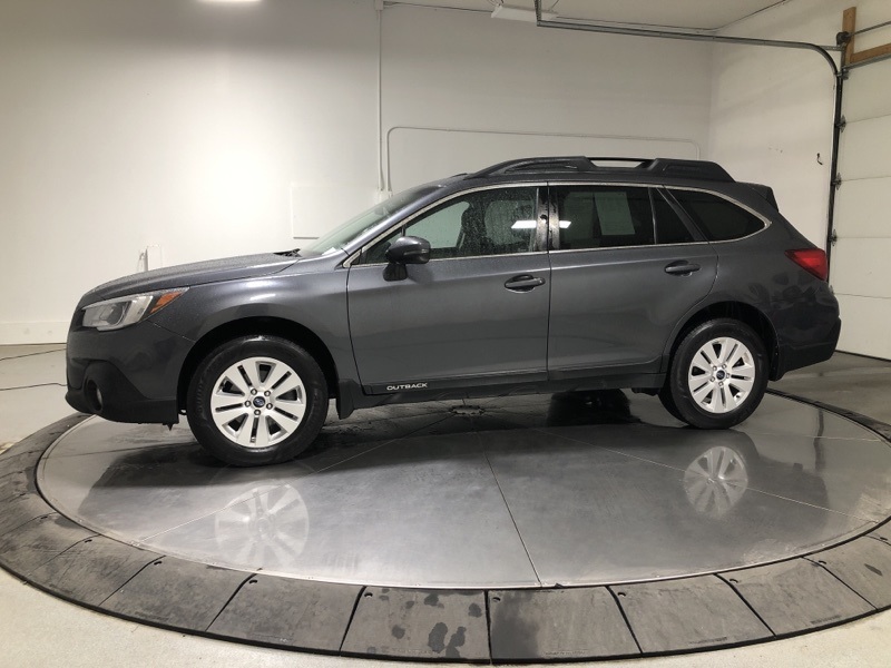 2018 Subaru Outback 2.5i Premium photo 4