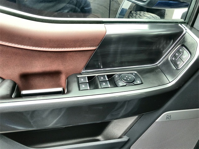 2023 Ford F-150 Lariat photo 3