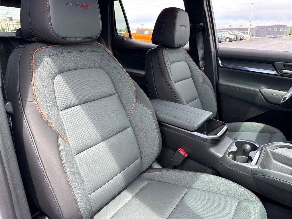 2026 Gmc Terrain AT4 photo 35