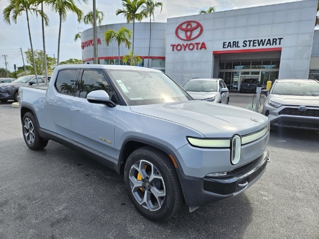 2023 Rivian R1T Adventure's photo