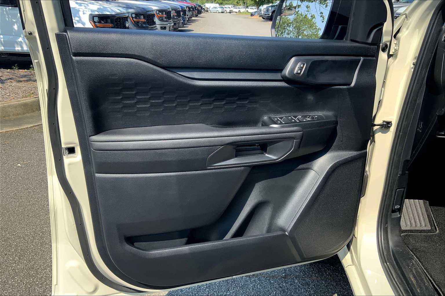 2025 Ford Ranger XL photo 10