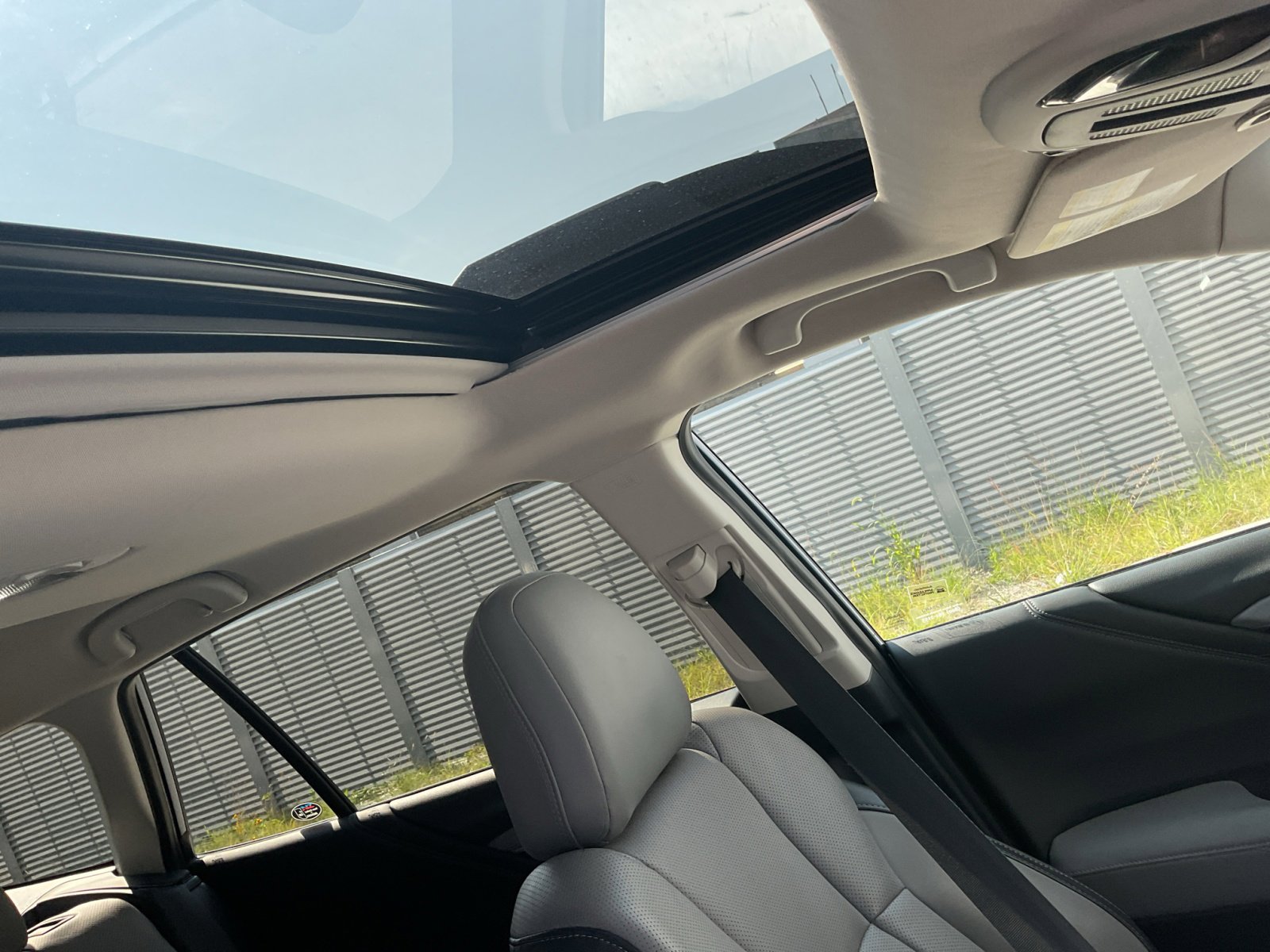 2020 Subaru Outback Limited photo 4