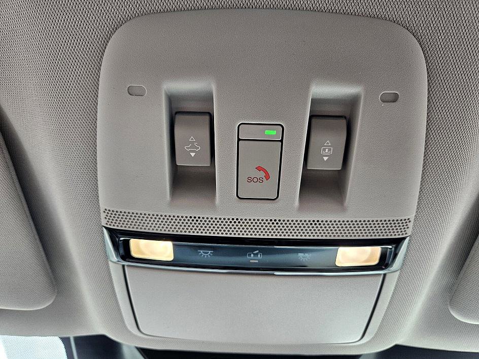 2025 Nissan Murano SL photo 21