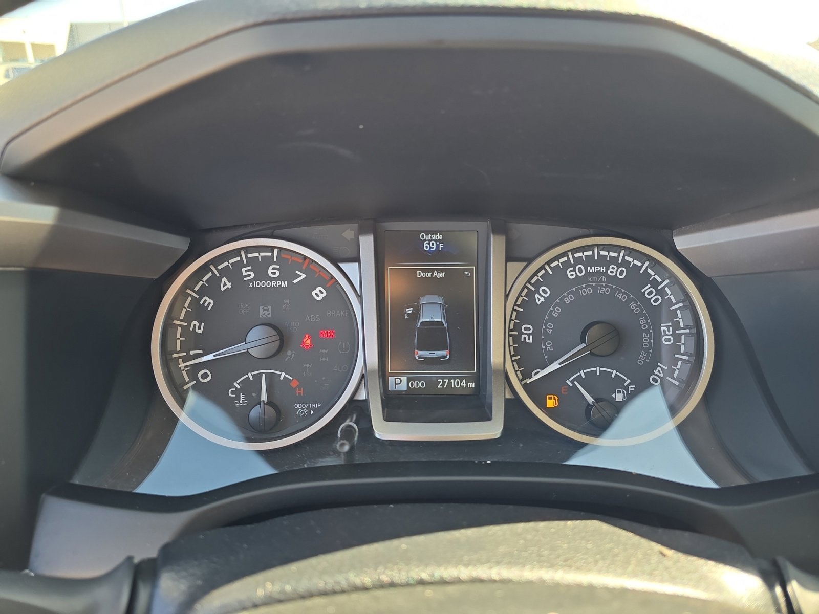 2023 Toyota Tacoma Trail Edition photo 2