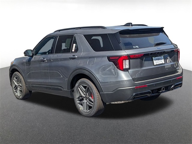 2025 Ford Explorer ST-Line photo 4