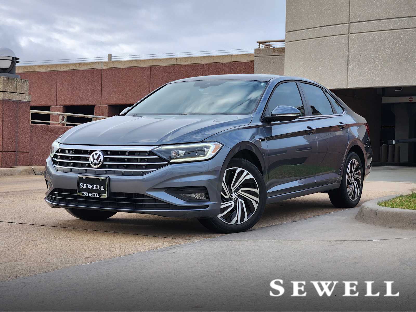 2021 Volkswagen Jetta SEL Premium's photo